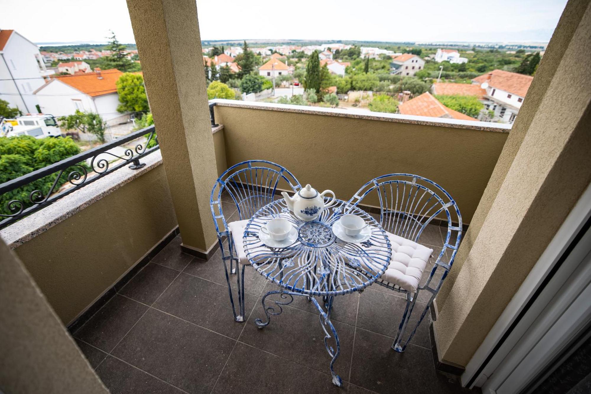 Kontrada Vila *